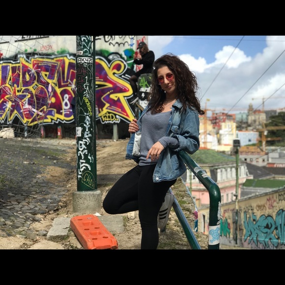 Meet your Posher, Elise - Picture 6 of 6